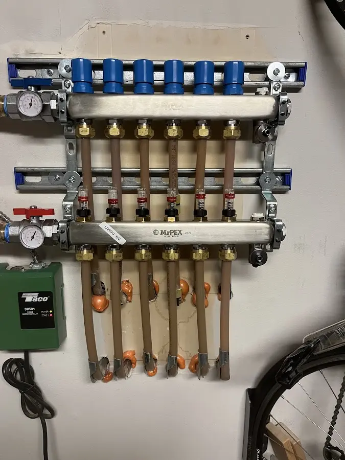 Plumber performing Leak Detection at a residential property in Paradise